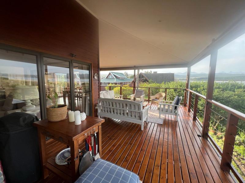 To Let 4 Bedroom Property for Rent in Sedgefield Rural Western Cape